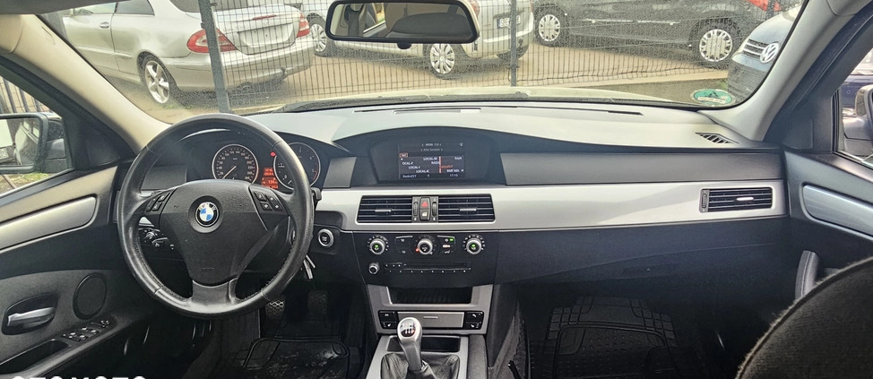 BMW Seria 5 cena 25900 przebieg: 238134, rok produkcji 2009 z Poręba małe 16